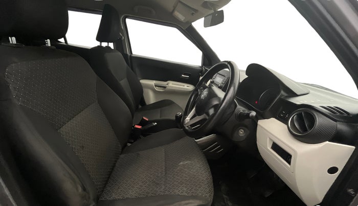 2022 Maruti IGNIS DELTA 1.2, Petrol, Manual, 57,399 km, Right Side Front Door Cabin