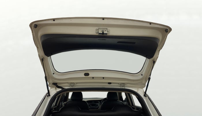 2018 Hyundai Elite i20 MAGNA EXECUTIVE 1.2, Petrol, Manual, 55,085 km, Boot Door Open