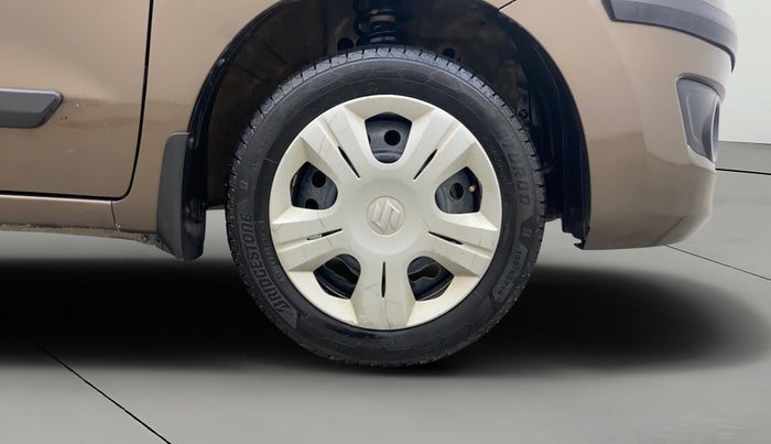 2018 Maruti Wagon R 1.0 VXI, Petrol, Manual, 58,458 km, Right Front Wheel