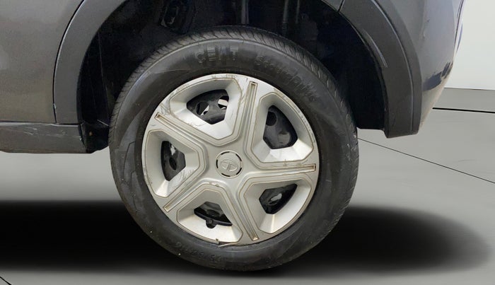 2018 Tata NEXON XE PETROL, Petrol, Manual, 72,411 km, Left Rear Wheel