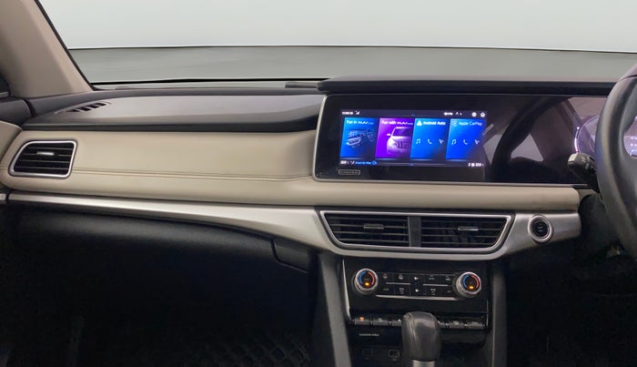 2021 Mahindra XUV700 AX 7 LUXURY D AT 7 STR, Diesel, Automatic, 92,703 km, Air Conditioner