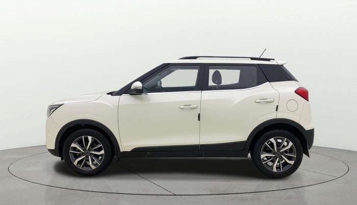 2021 Mahindra XUV300 W8 (O) 1.5 DIESEL, Diesel, Manual, 37,334 km, Left Side