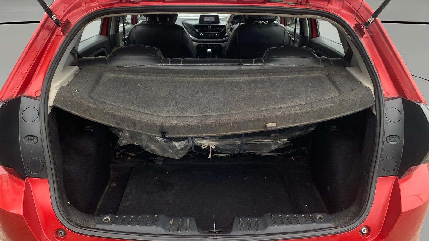 2020 Tata ALTROZ XM PETROL, Petrol, Manual, 43,045 km, Boot Open Zoomed View