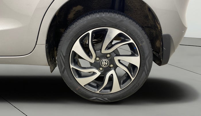 2021 Toyota Glanza G, Petrol, Manual, 32,559 km, Left Rear Wheel