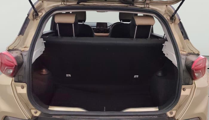 2022 Tata PUNCH CREATIVE 1.2 MT KAZIRANGA EDITION , Petrol, Manual, 28,764 km, Boot Open Zoomed View