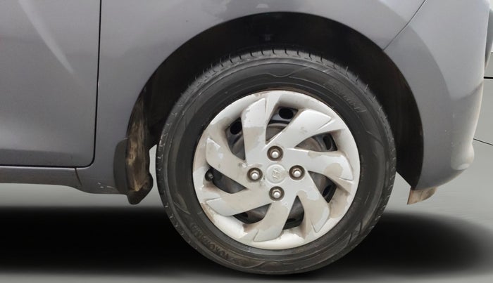 2019 Hyundai NEW SANTRO SPORTZ CNG, CNG, Manual, 99,828 km, Right Front Wheel