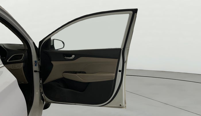 2018 Hyundai Verna 1.6 VTVT SX (O) AT, Petrol, Automatic, 90,449 km, RHS Front Door