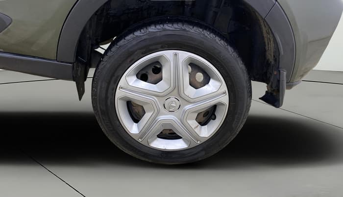 2022 Tata NEXON XM PETROL, CNG, Manual, 58,392 km, Left Rear Wheel
