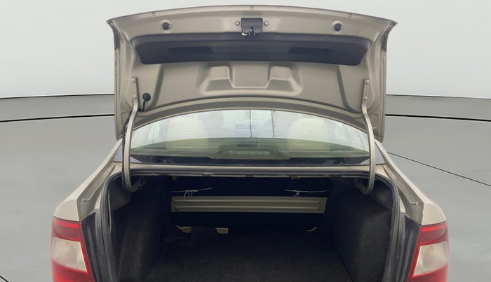 2012 Skoda Rapid ELEGANCE 1.6 TDI CR MT, Diesel, Manual, 72,503 km, Boot Door Open