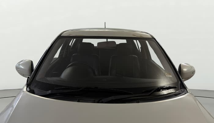 2015 Maruti Swift LXI (O), CNG, Manual, 56,349 km, Front Windshield