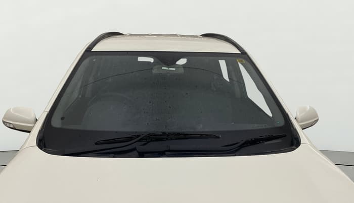 2020 Mahindra XUV500 W7, Diesel, Manual, 61,904 km, Front Windshield