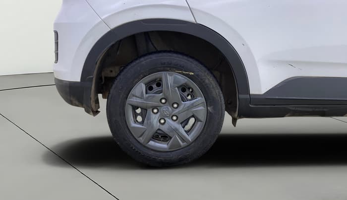 2023 Hyundai VENUE S(O) 1.2, Petrol, Manual, 19,732 km, Right Rear Wheel