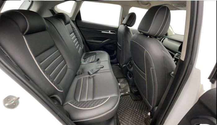 2021 KIA SELTOS HTE 1.5 DIESEL, Diesel, Manual, 60,187 km, Right Side Rear Door Cabin