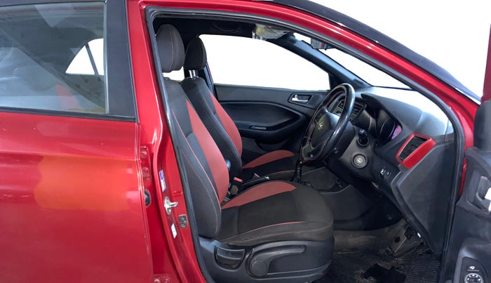 2019 Hyundai Elite i20 SPORTZ PLUS 1.2 DUAL TONE, CNG, Manual, 1,11,991 km, Right Side Front Door Cabin