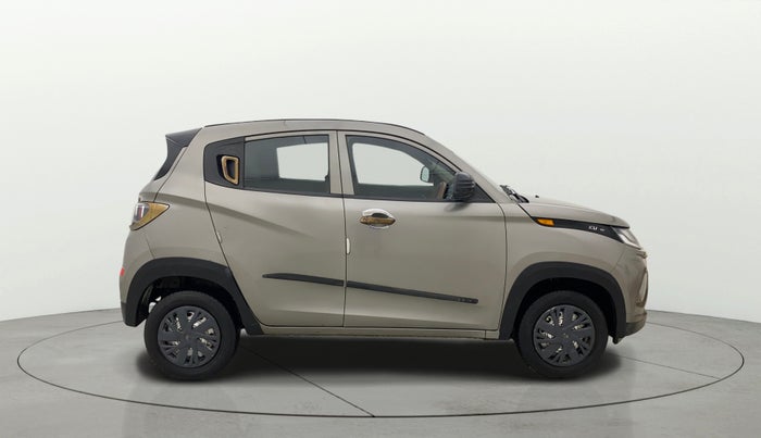 2018 Mahindra KUV 100 NXT K2 P 6 STR, Petrol, Manual, 38,892 km, Right Side View