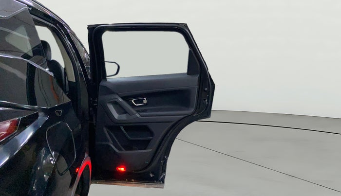 2019 Tata Harrier XZ 2.0L DARK EDITION, Diesel, Manual, 50,868 km, RHS Rear Door