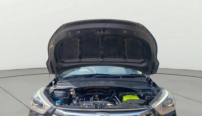 2016 Hyundai Creta SX PLUS 1.6 PETROL, Petrol, Manual, 1,19,767 km, Open Bonet