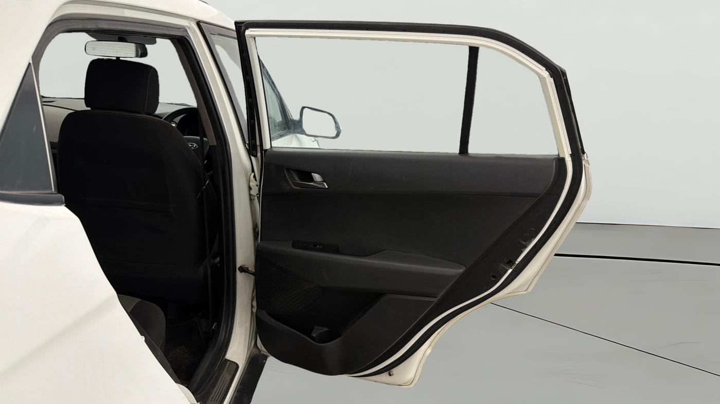2015 Hyundai Creta SX PLUS 1.6 PETROL, Petrol, Manual, 66,754 km, RHS Rear Door
