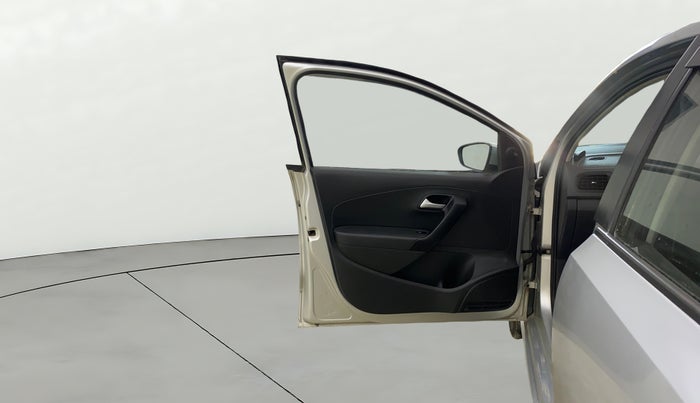 2016 Volkswagen Ameo TRENDLINE 1.2L, Petrol, Manual, 30,505 km, LHS Front Door