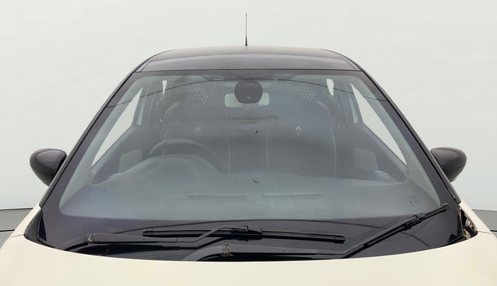 2018 Renault Captur RXT PETROL, Petrol, Manual, 52,702 km, Front Windshield