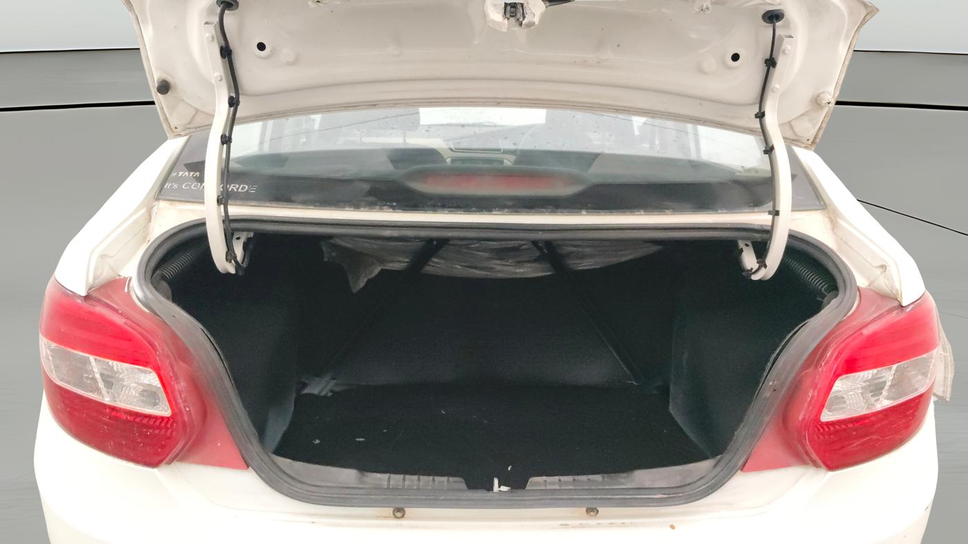 2016 Tata Zest XMS PETROL, Petrol, Manual, 81,272 km, Boot Open Zoomed View