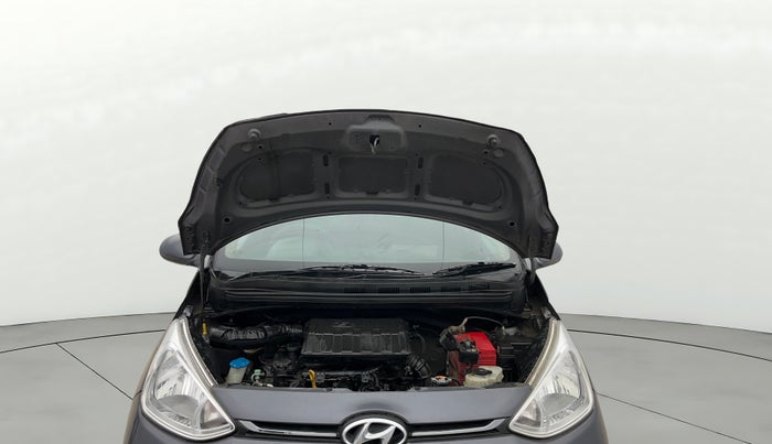 2017 Hyundai Grand i10 SPORTZ 1.2 KAPPA VTVT, Petrol, Manual, 85,127 km, Open Bonet