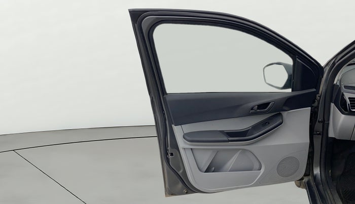 2023 Tata Tiago XT PETROL, Petrol, Manual, 30,028 km, LHS Front Door