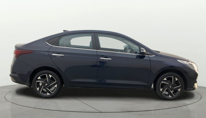 2022 Hyundai Verna SX (O) 1.5 VTVT IVT, Petrol, Automatic, 43,765 km, Right Side View