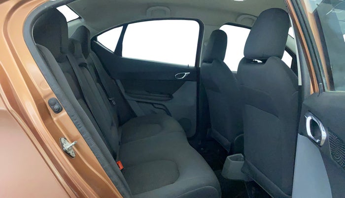 2017 Tata TIGOR XZ PETROL, Petrol, Manual, 31,205 km, Right Side Rear Door Cabin