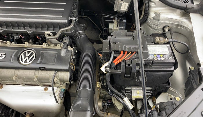 2019 Volkswagen Vento HIGHLINE 1.6 MPI, Petrol, Manual, 24,281 km, Engine View - Left