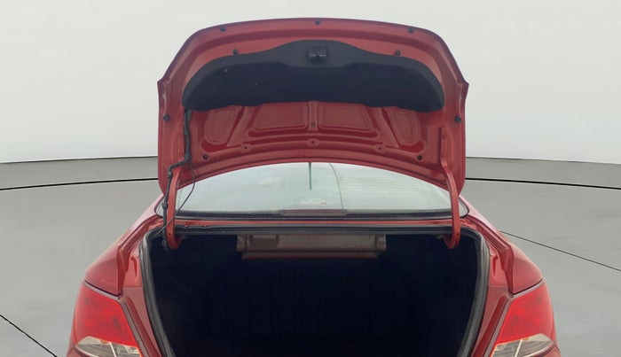 2015 Hyundai Verna FLUIDIC 4S1.6 VTVT SX O, Petrol, Manual, 70,607 km, Boot Door Open