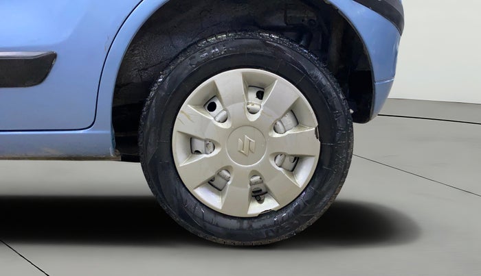 2013 Maruti Wagon R 1.0 LXI, Petrol, Manual, 65,477 km, Left Rear Wheel