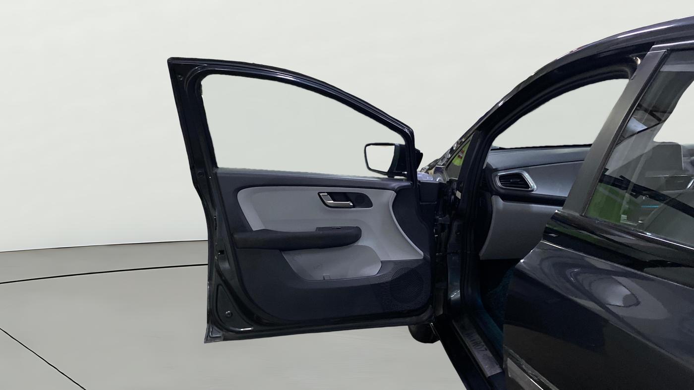 2020 Tata ALTROZ XZ PETROL, Petrol, Manual, 81,756 km, LHS Front Door
