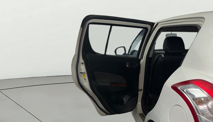 2014 Maruti Swift VXI, Petrol, Manual, 90,243 km, LHS Rear Door