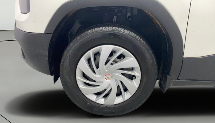 2022 Tata PUNCH ADVENTURE MT, Petrol, Manual, 31,956 km, Left Front Wheel