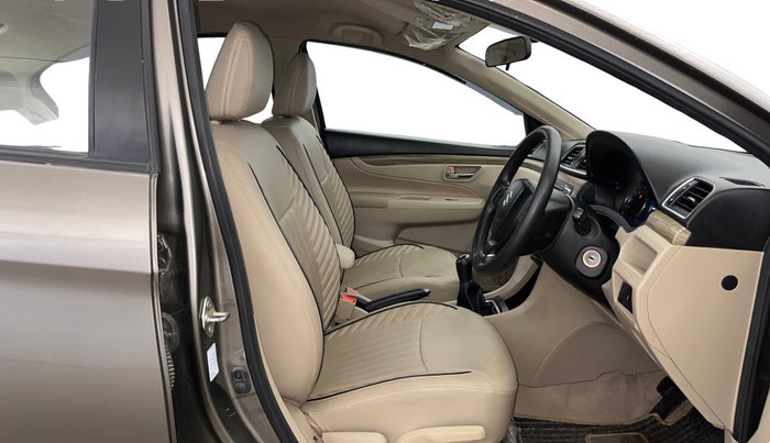2020 Maruti Ciaz DELTA 1.5 SHVS MT PETROL, Petrol, Manual, 24,200 km, Right Side Front Door Cabin