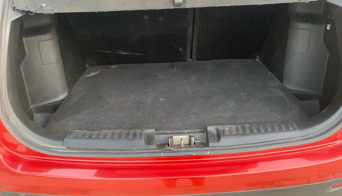 2019 Maruti Vitara Brezza ZDI PLUS DUAL TONE, Diesel, Manual, 78,762 km, Boot Open Zoomed View