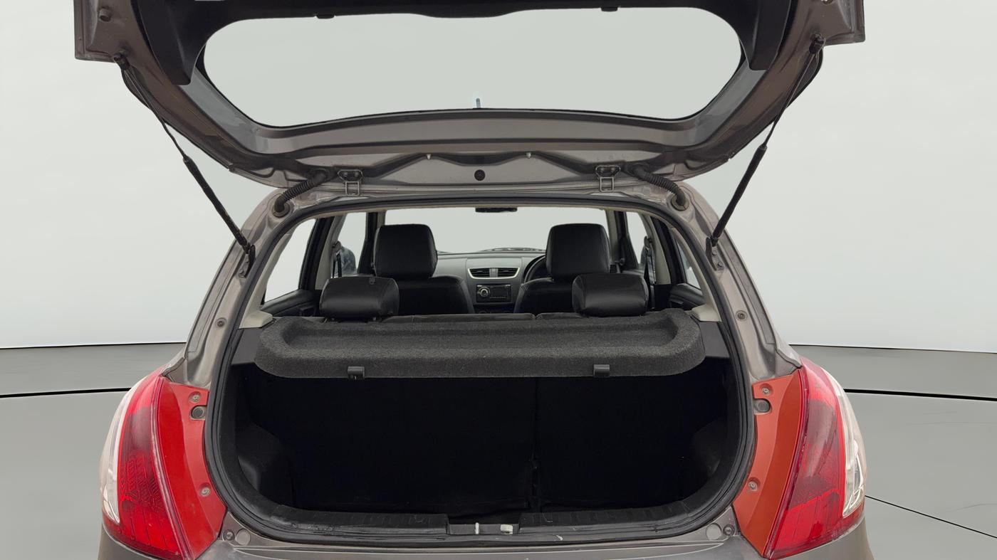 2015 Maruti Swift LXI (O), Petrol, Manual, 20,568 km, Boot Open Zoomed View
