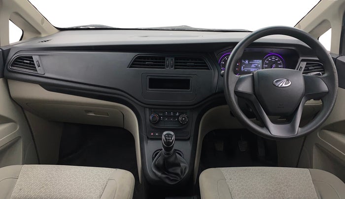 2019 Mahindra MARAZZO M2 8 STR, Diesel, Manual, 64,070 km, Dashboard
