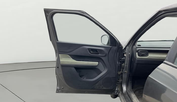 2021 Tata PUNCH ADVENTURE AMT, CNG, Automatic, 54,079 km, LHS Front Door