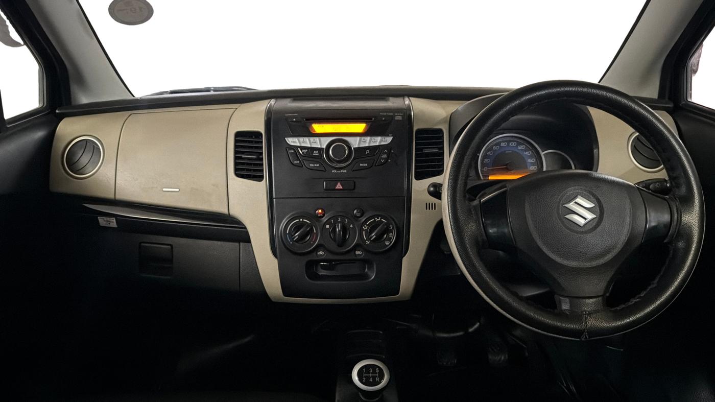 2017 Maruti Wagon R 1.0 VXI, Petrol, Manual, 28,201 km, Dashboard