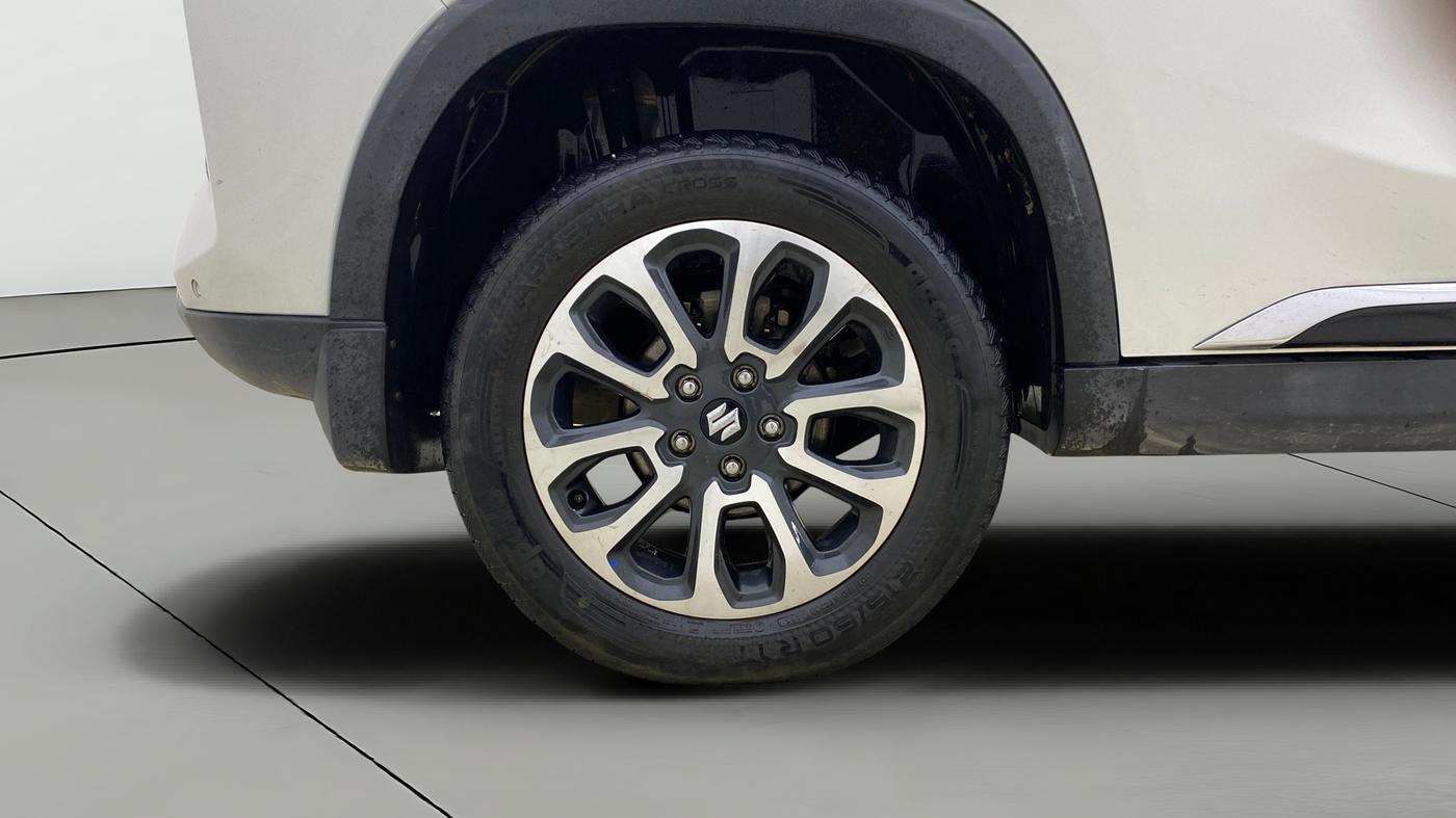 2024 Maruti Grand Vitara ZETA CNG, CNG, Manual, 70,011 km, Right Rear Wheel