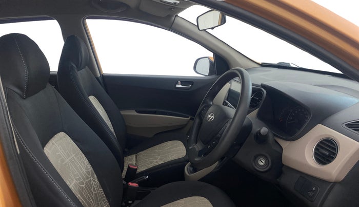 2015 Hyundai Grand i10 SPORTZ 1.2 KAPPA VTVT, Petrol, Manual, 82,147 km, Right Side Front Door Cabin