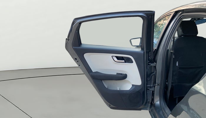 2022 Tata ALTROZ XZA, Petrol, Automatic, 36,755 km, LHS Rear Door