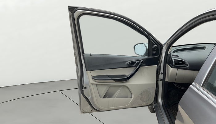 2018 Tata Tiago XM PETROL, CNG, Manual, 73,667 km, LHS Front Door