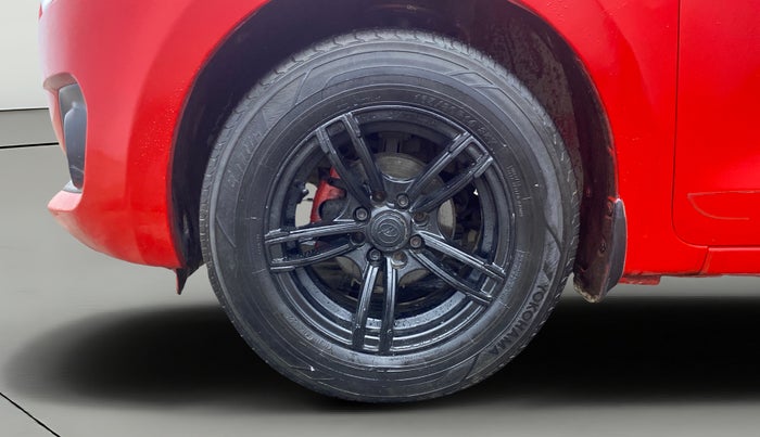 2020 Maruti Swift LXI, Petrol, Manual, 53,902 km, Left Front Wheel