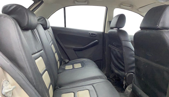 2015 Tata Bolt XM REVOTRON, Petrol, Manual, 61,167 km, Right Side Rear Door Cabin