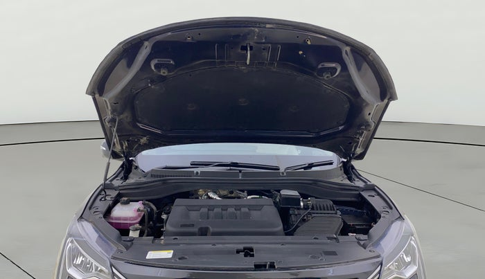 2025 Mahindra XUV700 AX 7 LUXURY D AT 7 STR, Diesel, Automatic, 15,433 km, Open Bonet