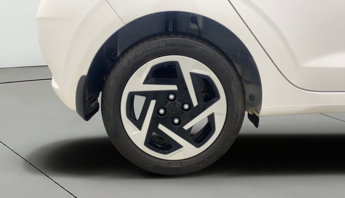 2025 Hyundai GRAND I10 NIOS SPORTZ 1.2 KAPPA VTVT, Petrol, Manual, 3,074 km, Right Rear Wheel