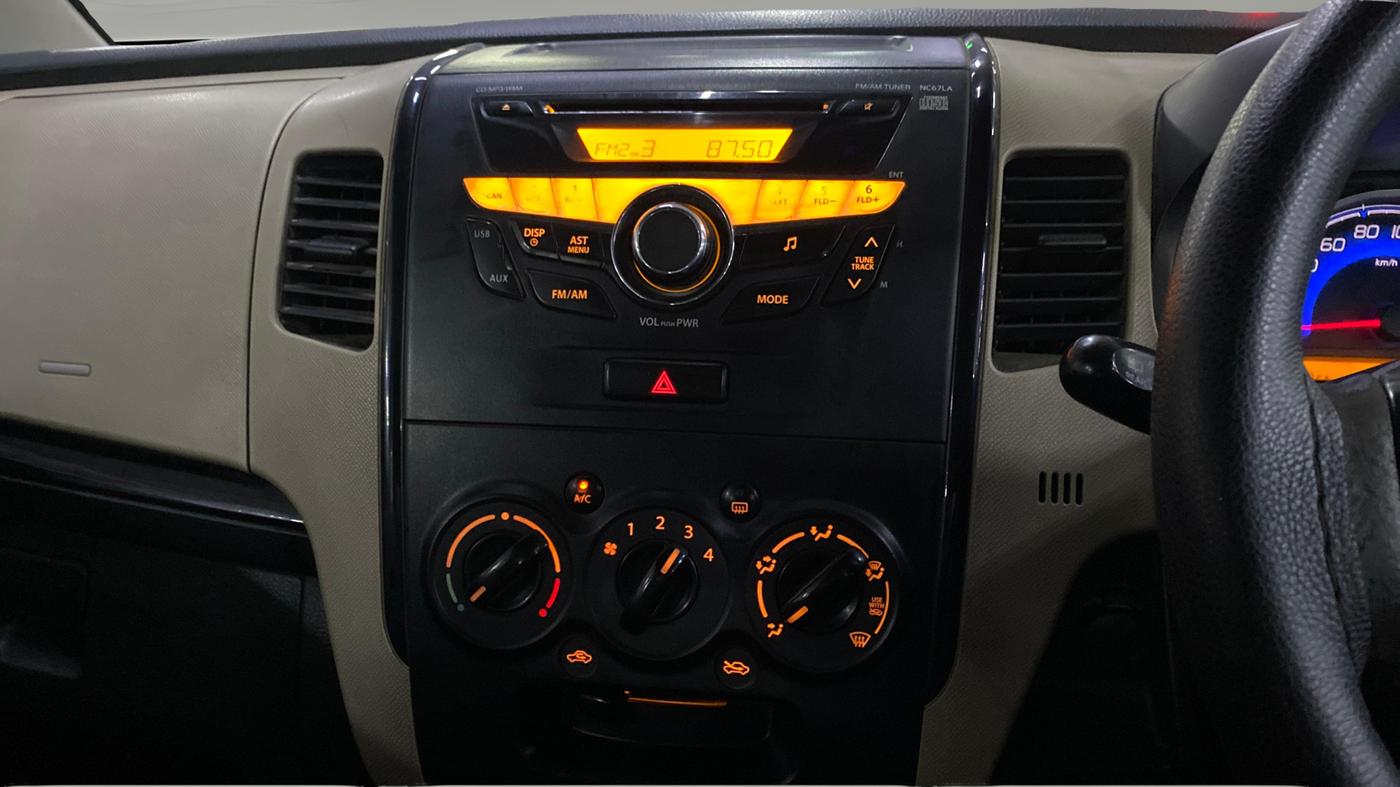 2017 Maruti Wagon R 1.0 VXI, Petrol, Manual, 80,616 km, Air Conditioner